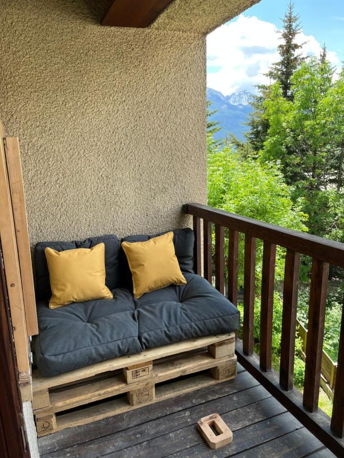Studio Montagne - Plein Soleil Et Terrasse Briançon Exterior foto